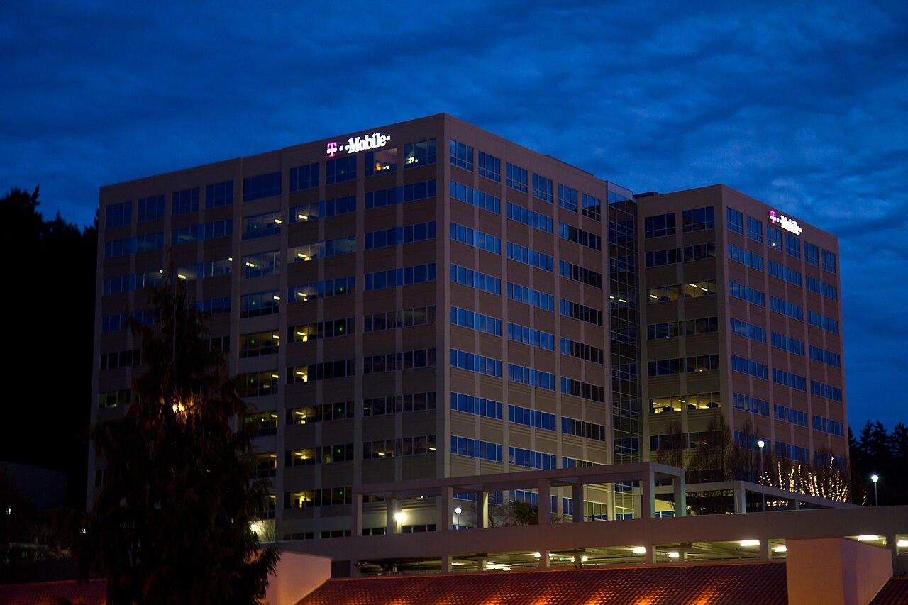 T-Mobile Phone Plans: The Best New Perks for Customers